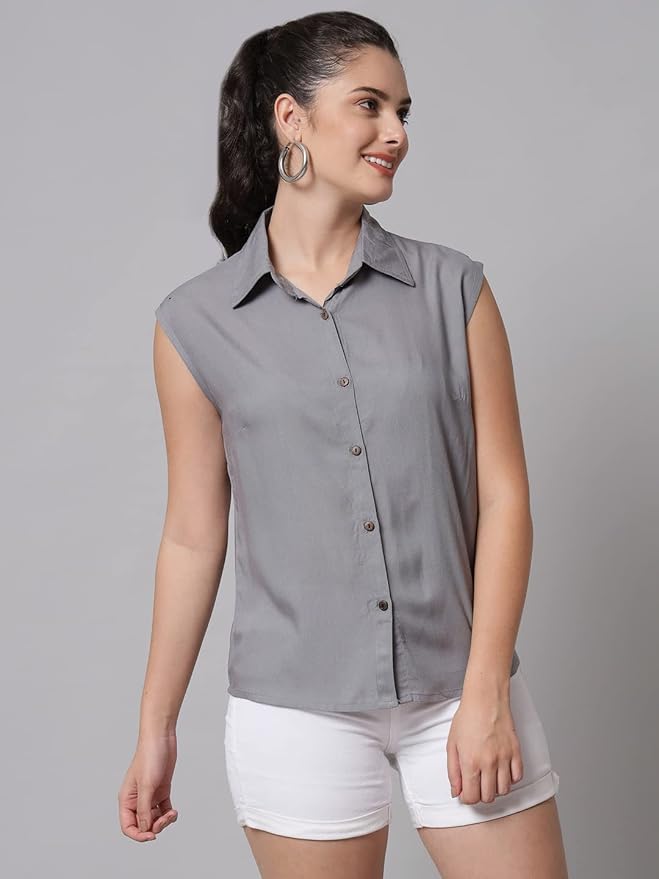 Women Regular Fit Solid Casual Sleevesless Shirt