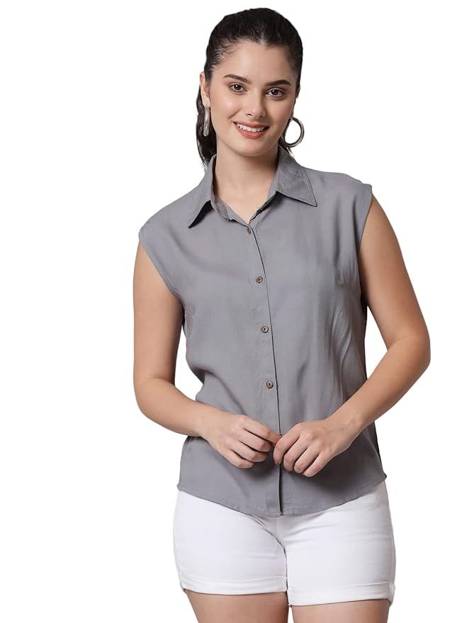 Women Regular Fit Solid Casual Sleevesless Shirt