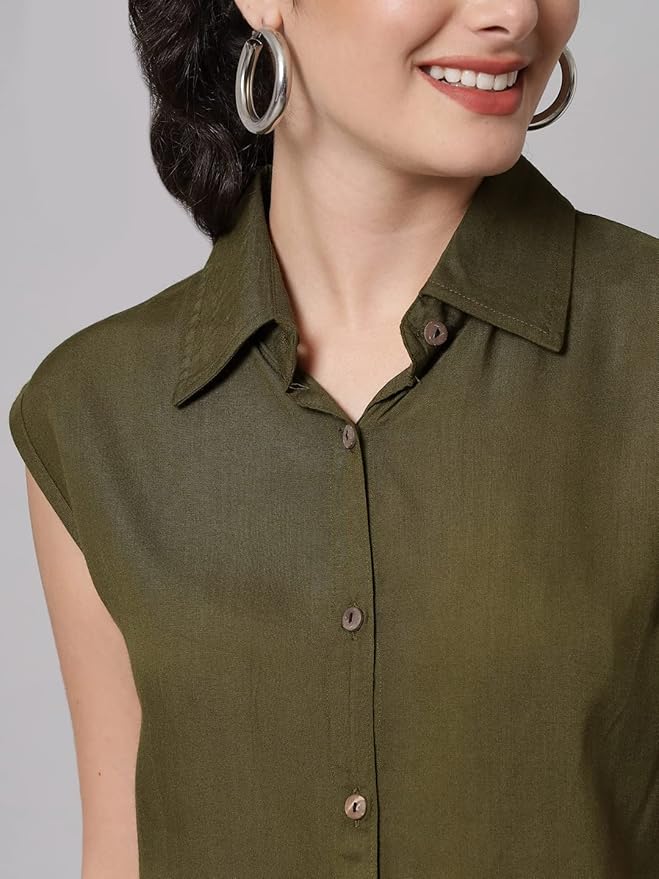 Women Regular Fit Solid Casual Sleevesless Shirt